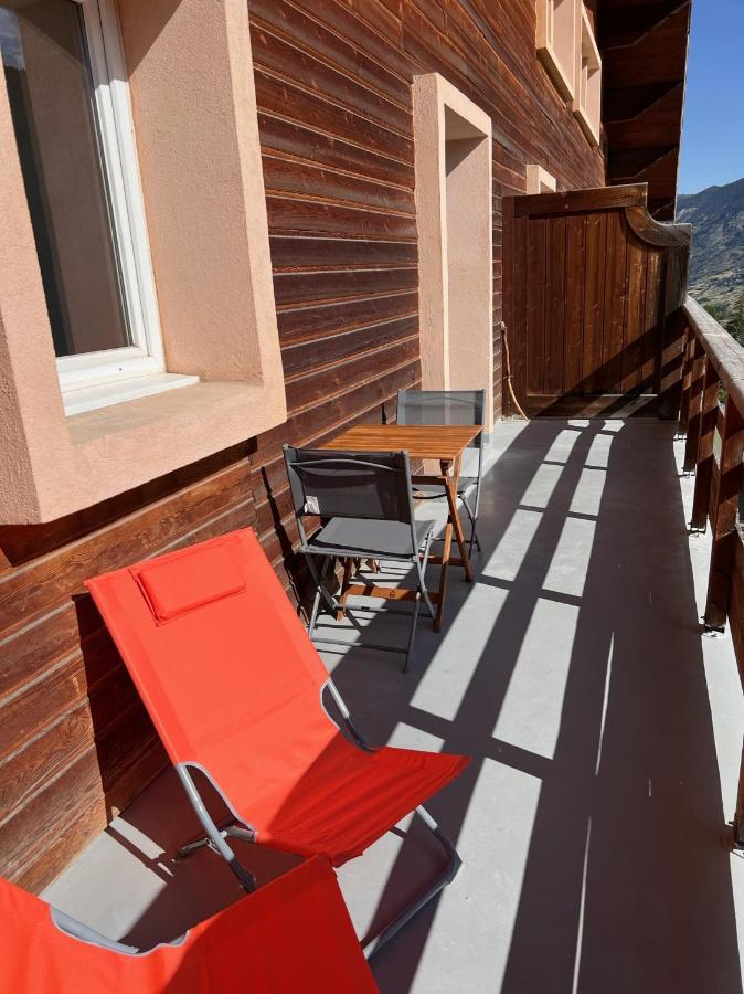 Vars, Appart Spacieux Renove 4 Couchages Dans Chalet Vars  Kültér fotó